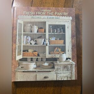 Cookbook in excellent condition